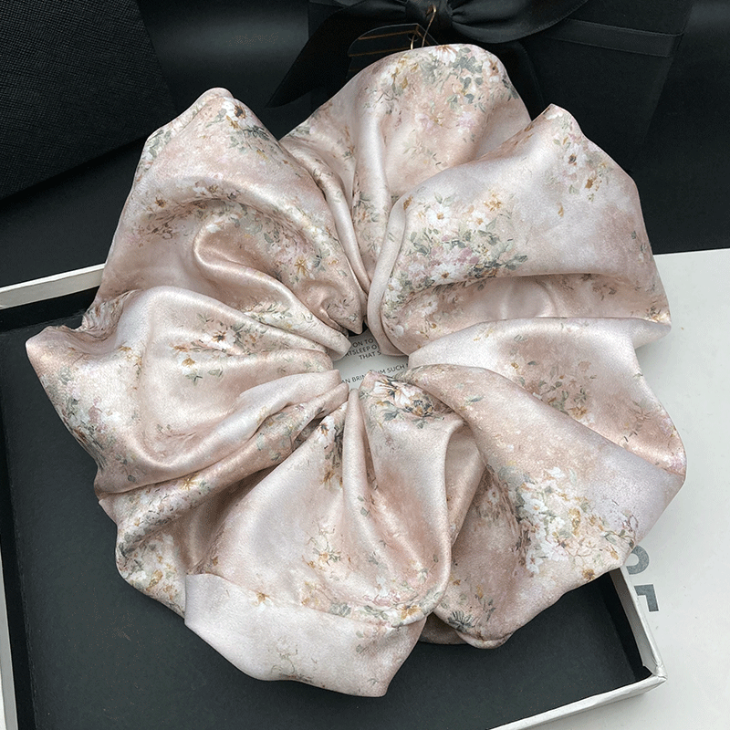 Oversized and Oversized Satin  - Coffee Tea Or Me ulasan dan harga